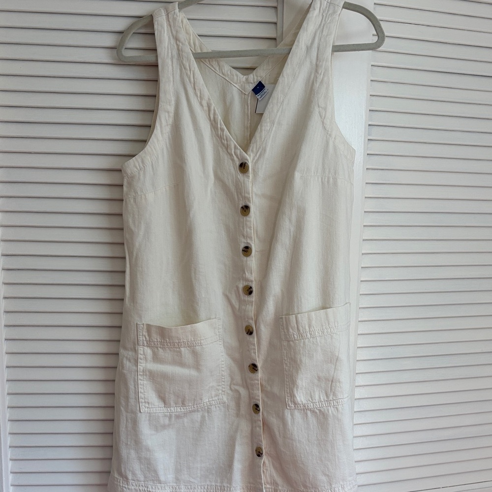 Sleeveless Button-Down Dress